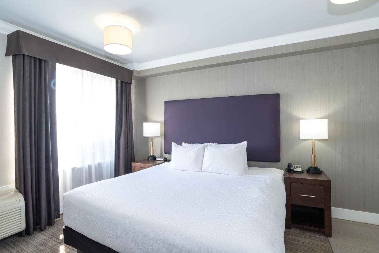 Sandman Hotel & Suites Calgary South Buitenkant foto