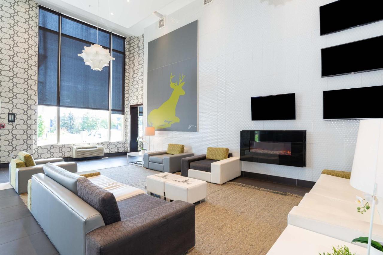 Sandman Hotel & Suites Calgary South Buitenkant foto