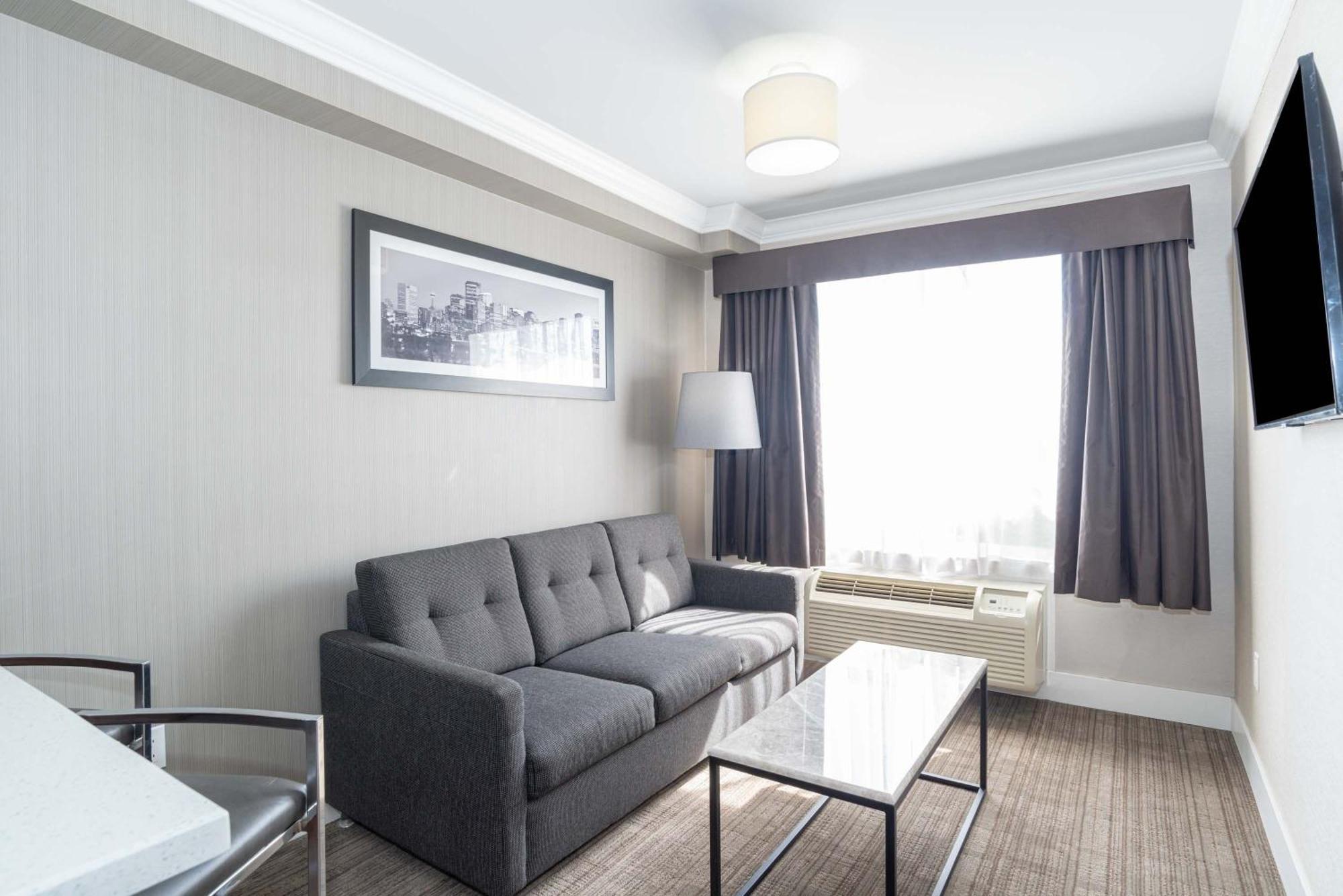 Sandman Hotel & Suites Calgary South Buitenkant foto