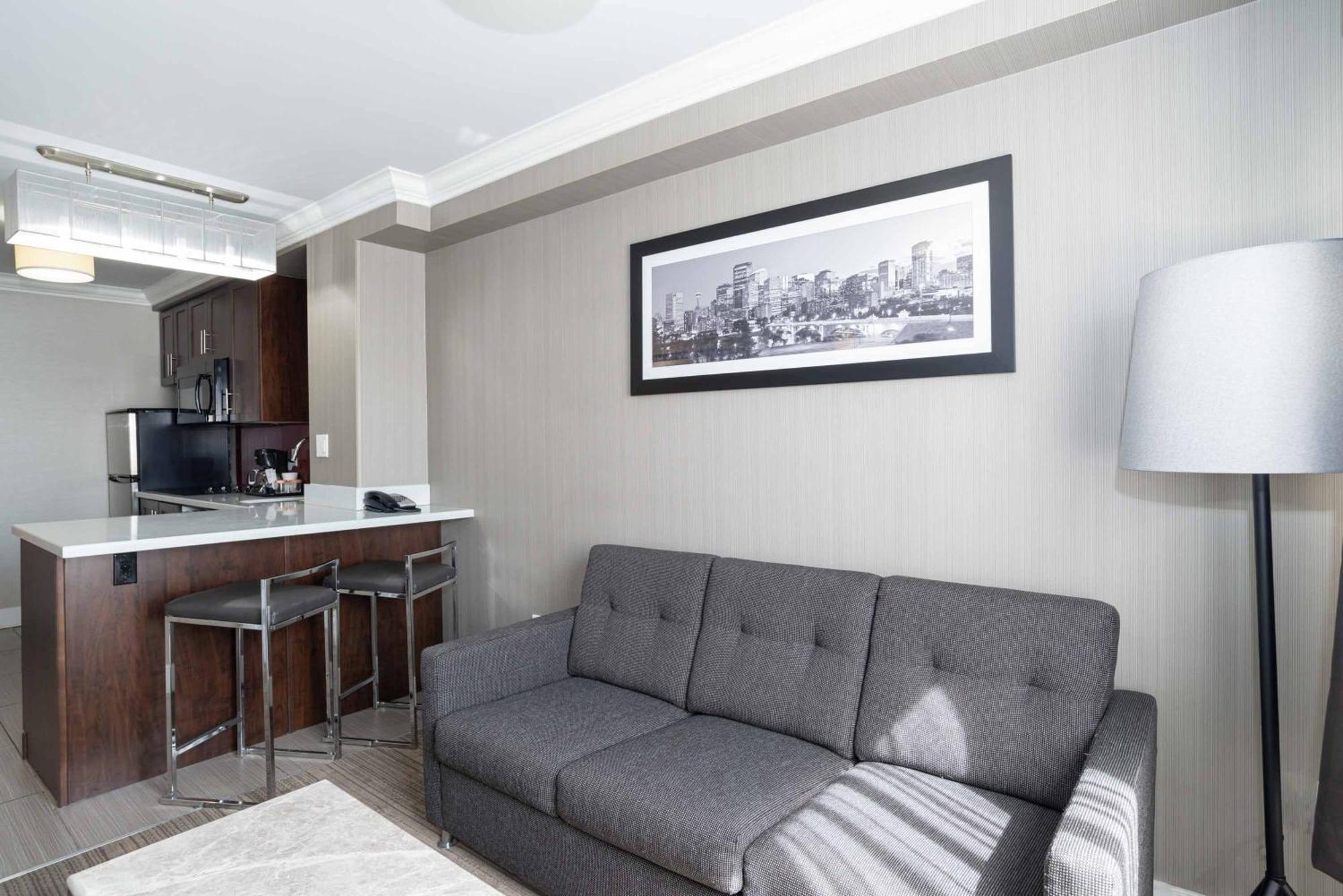 Sandman Hotel & Suites Calgary South Buitenkant foto
