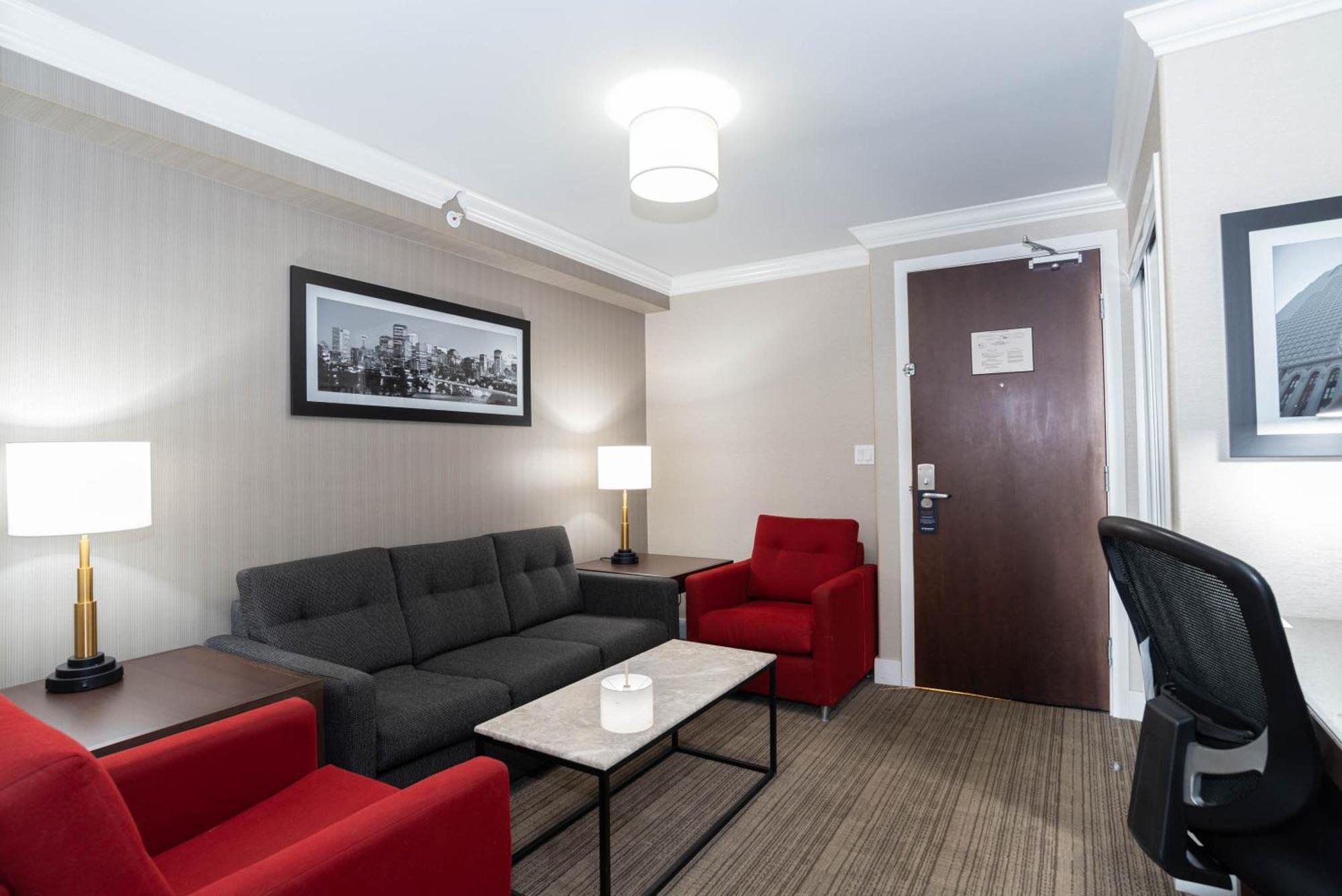 Sandman Hotel & Suites Calgary South Buitenkant foto